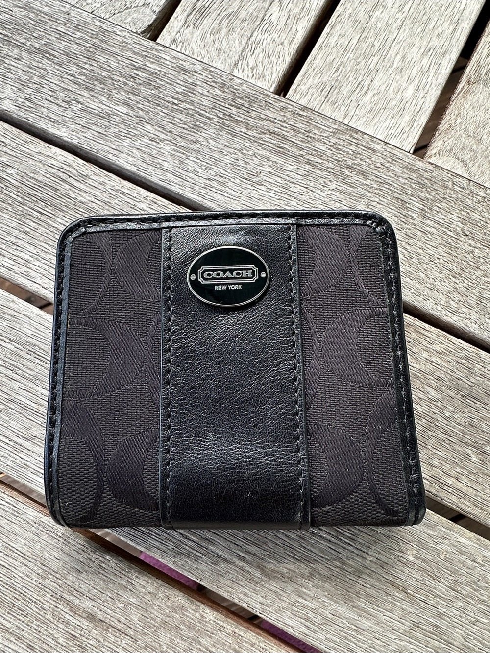 Coach Small Black Signature Wallet Logo Snap Closure Convinient Minimalist